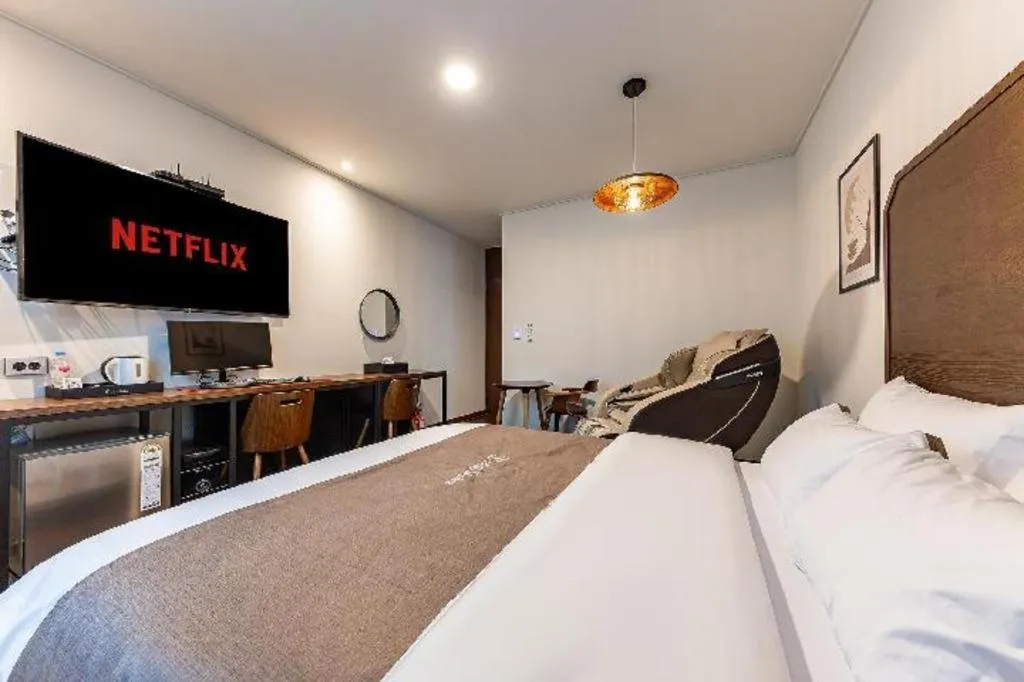 Bed in Hotel Urban Brown