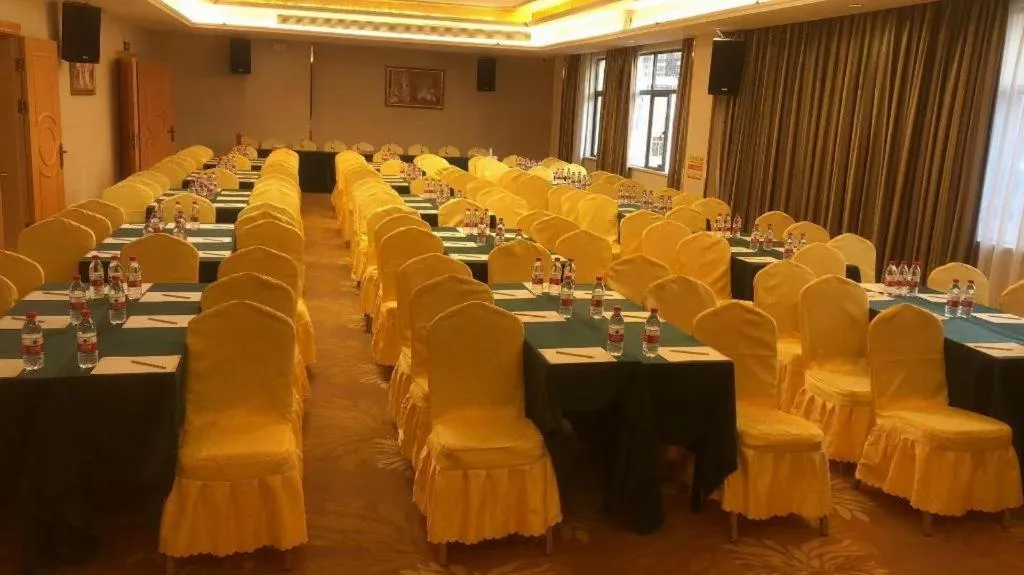 Vienna Hotel Shenzhen Longgang Dayun Center Branch