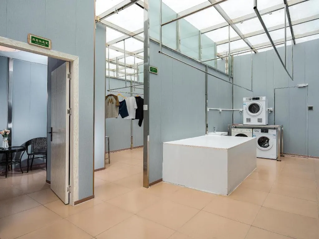 Vienna Hotel Shenzhen Longgang Dayun Center Branch