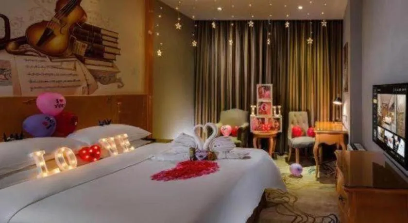 Bed in Vienna Hotel Shenzhen Longgang Dayun Center Branch