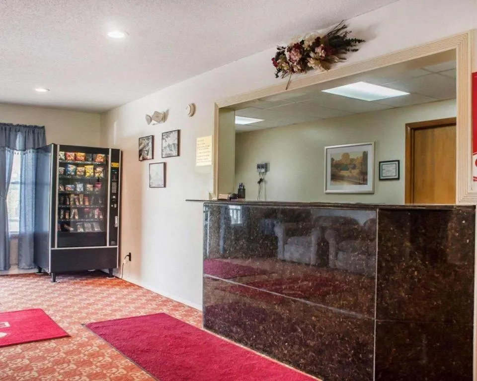 Econo Lodge Cuba I-86