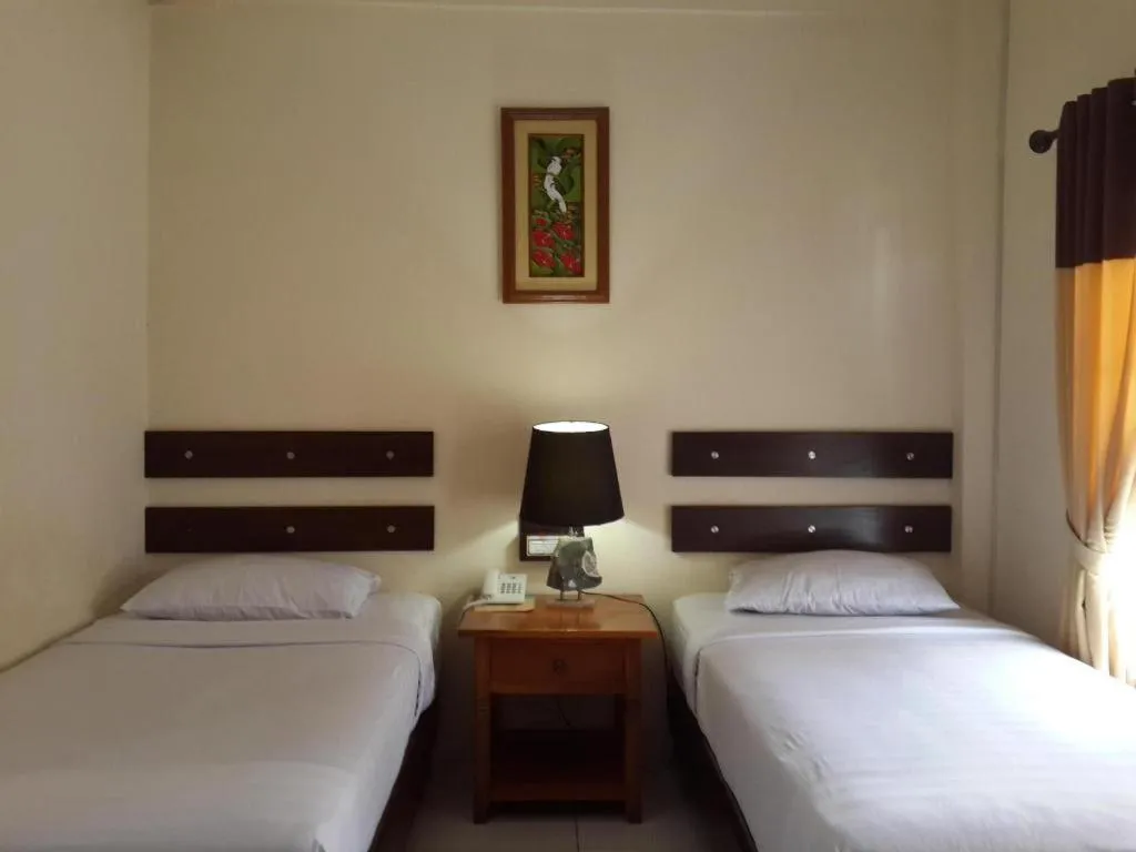 Bed in Arondari Hotel