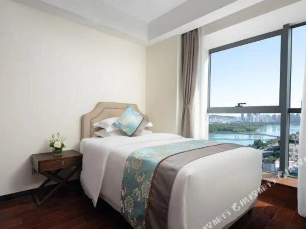 Bed in Sanya Shuangda Adelaide In Resort Hotel