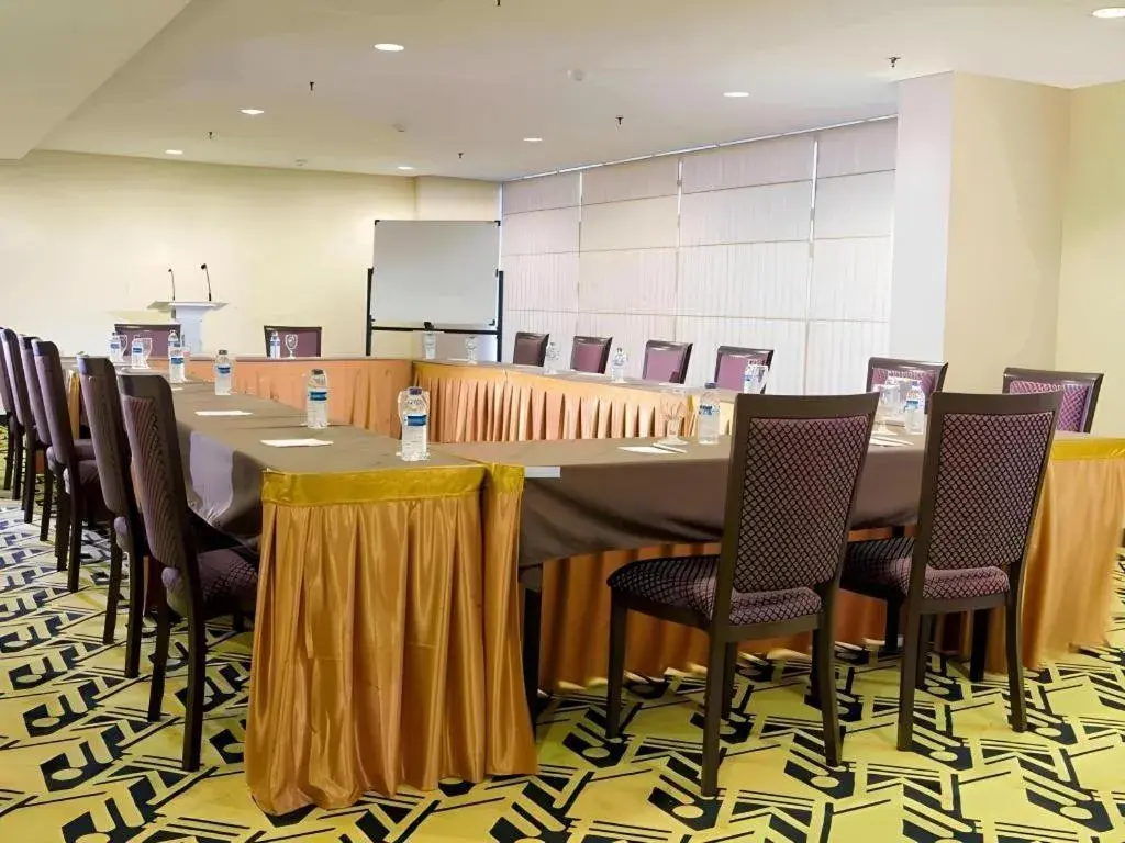 Losari Roxy Hotel Jakarta Losari Roxy Hotel Jakarta