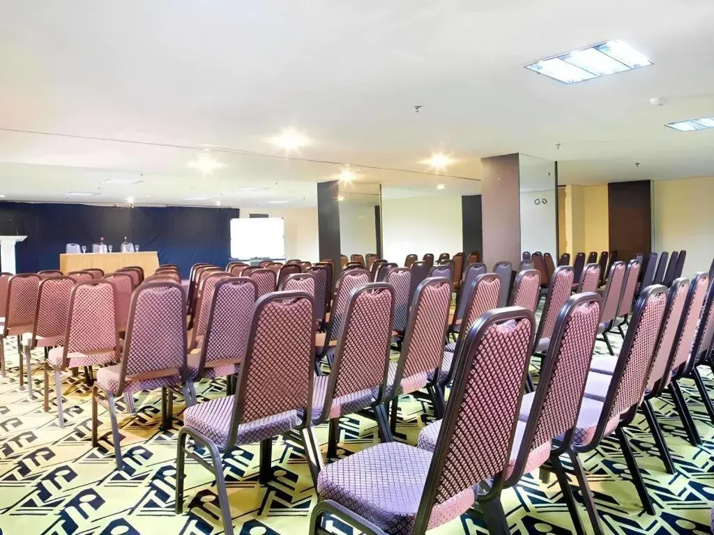 Losari Roxy Hotel Jakarta Losari Roxy Hotel Jakarta