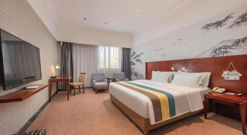 Bed in Carrianna Hotel