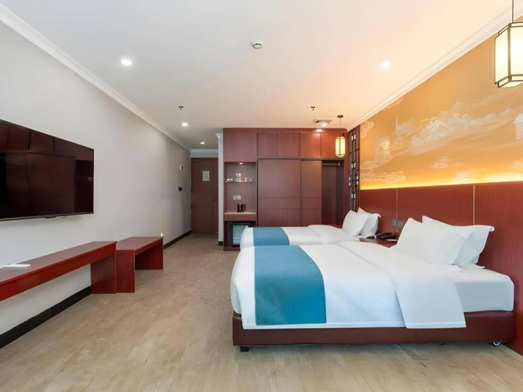 Bed in Carrianna Hotel