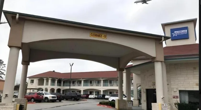 Americas Best Value Inn and Suites IAH Airport North