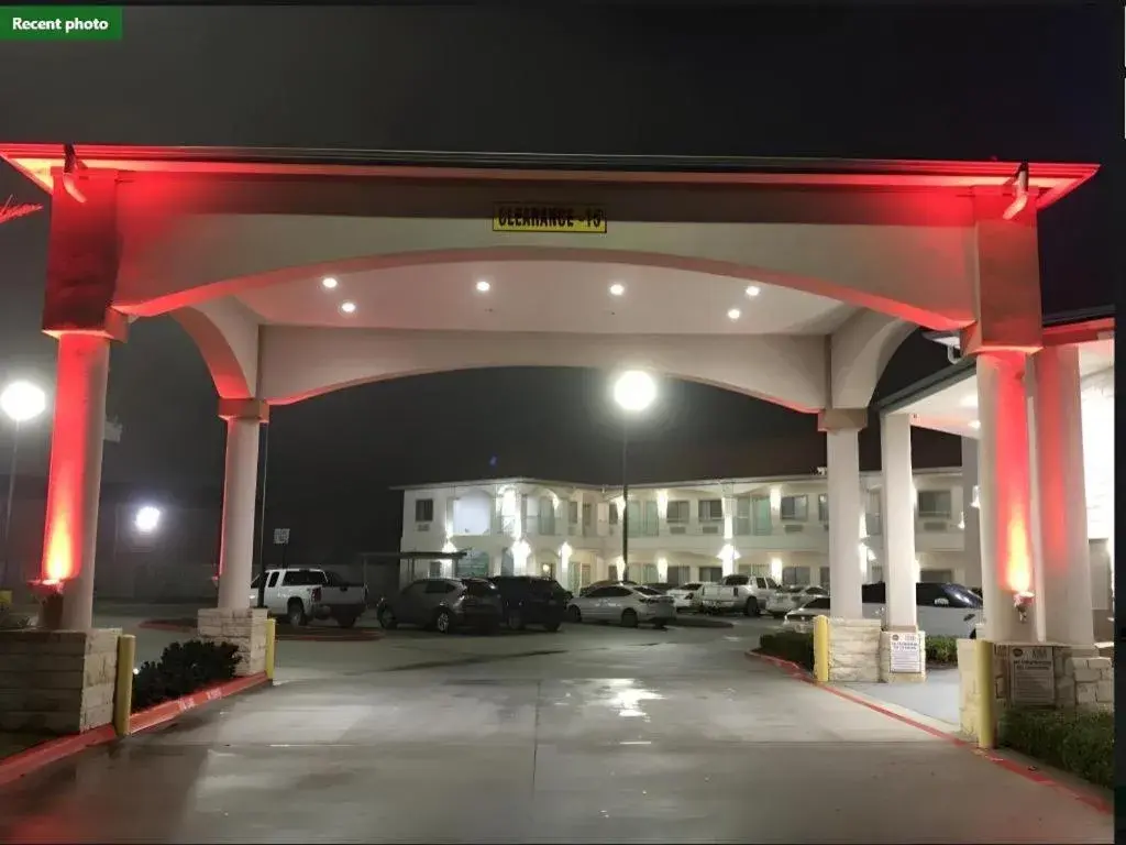 Americas Best Value Inn and Suites IAH Airport North Americas Best Value Inn and Suites IAH Airport North