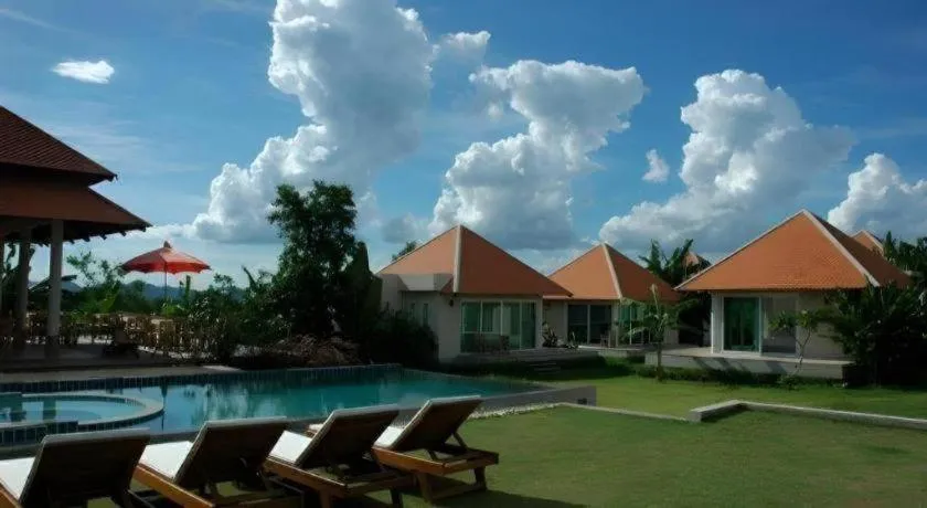 Lucerne Villa Resort