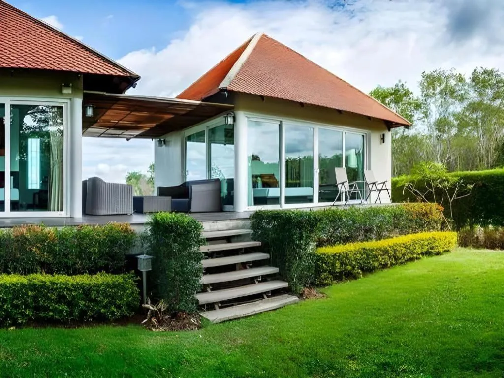 Lucerne Villa Resort