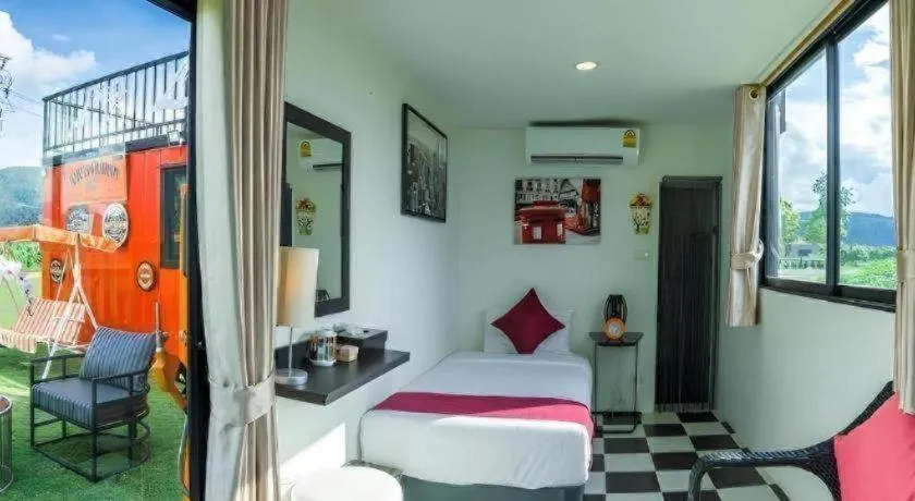 Bed in Lucerne Villa Resort