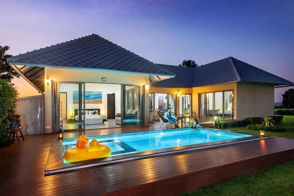 Lucerne Villa Resort