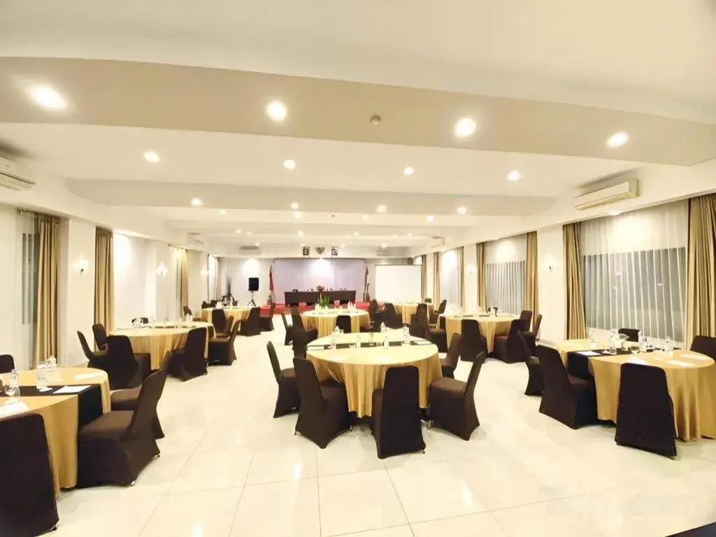 Grand Malioboro Yogyakarta Grand Malioboro Yogyakarta