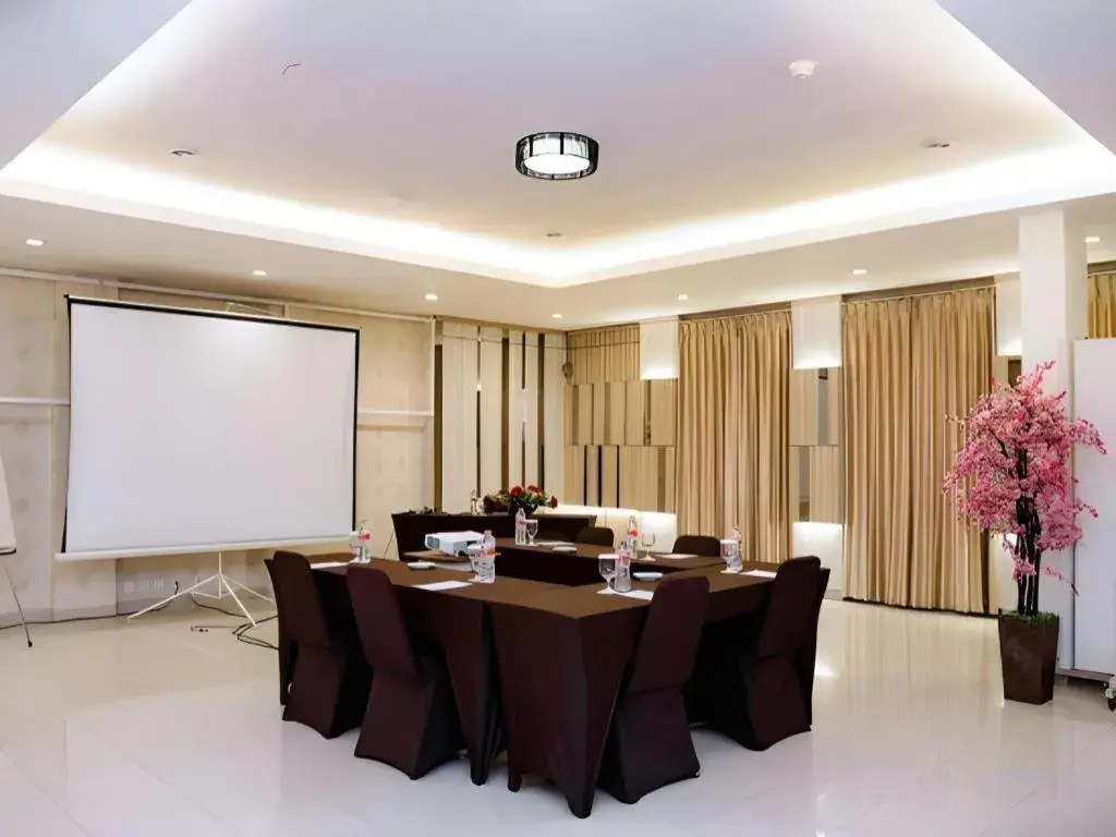 Grand Malioboro Yogyakarta Grand Malioboro Yogyakarta