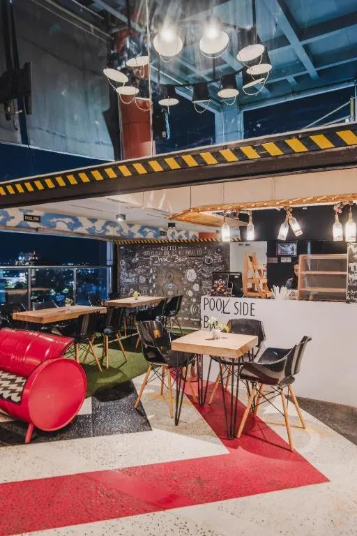 G Suites Hotel By AMITHYA