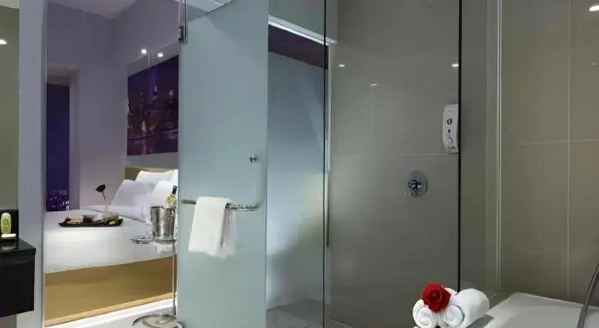 Bed in G Suites Hotel By AMITHYA Bed in G Suites Hotel By AMITHYA