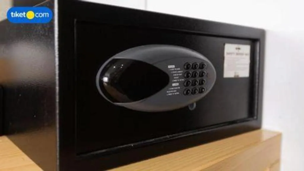 G Suites Hotel By AMITHYA