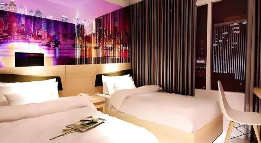 Bed in G Suites Hotel By AMITHYA Bed in G Suites Hotel By AMITHYA
