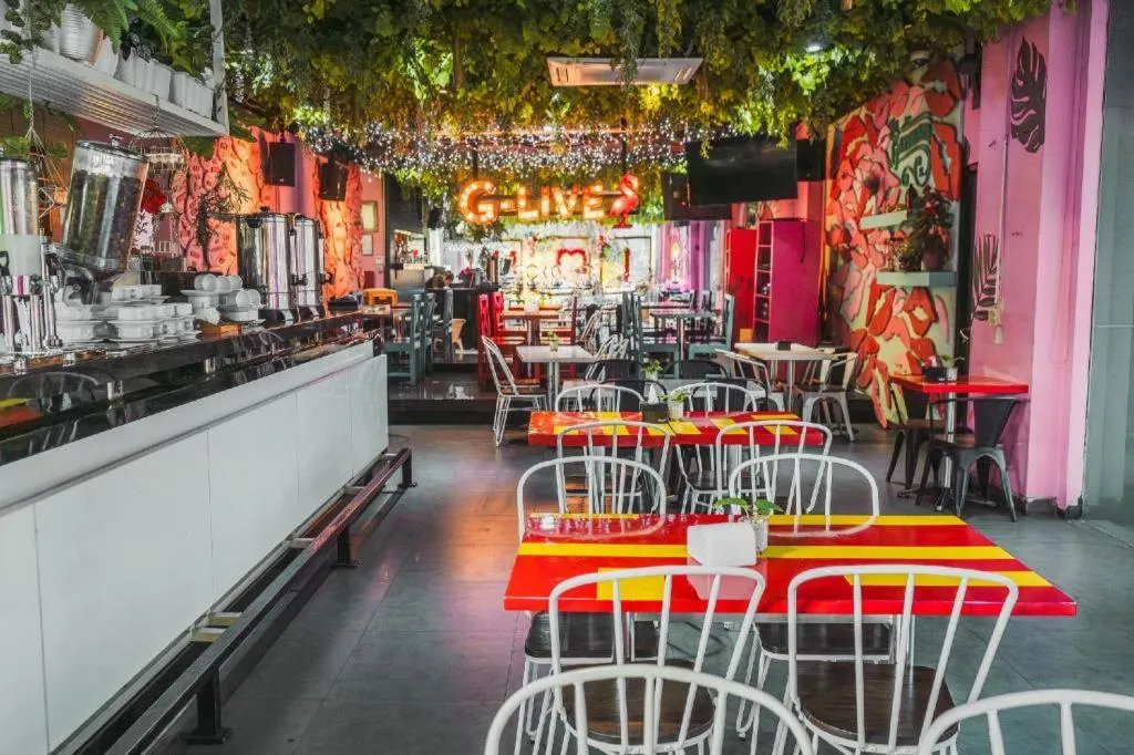 G Suites Hotel By AMITHYA