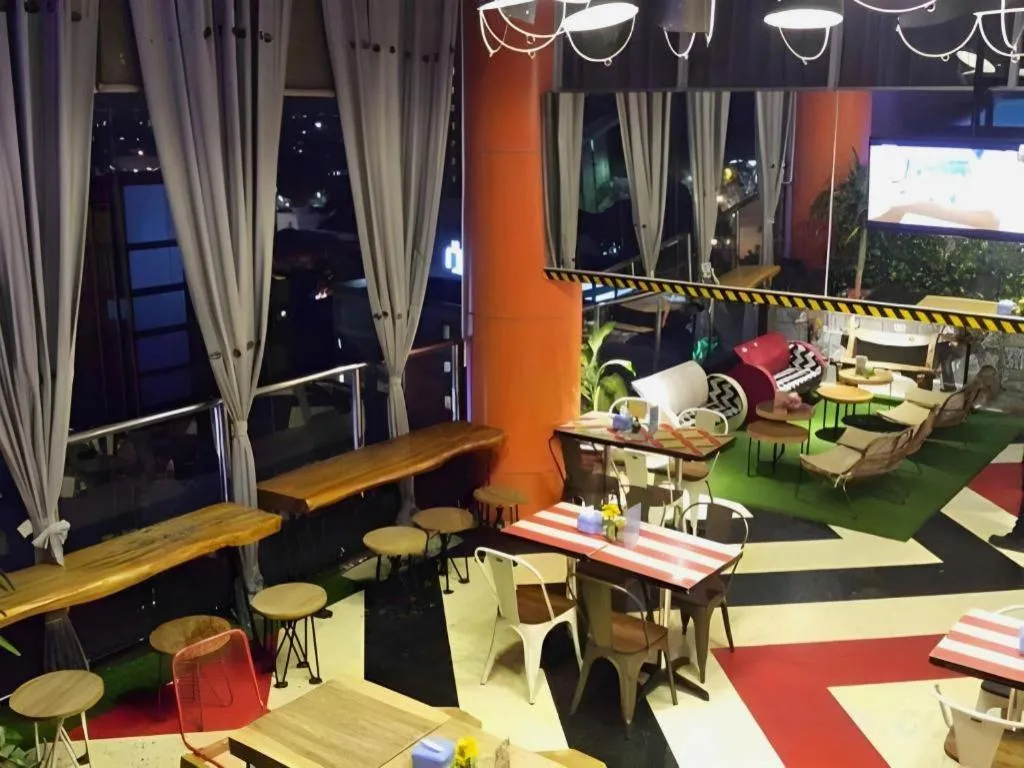 G Suites Hotel By AMITHYA