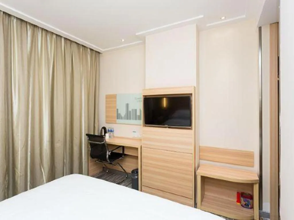 Bed in City Comfort Inn Xiangyang Railway Station