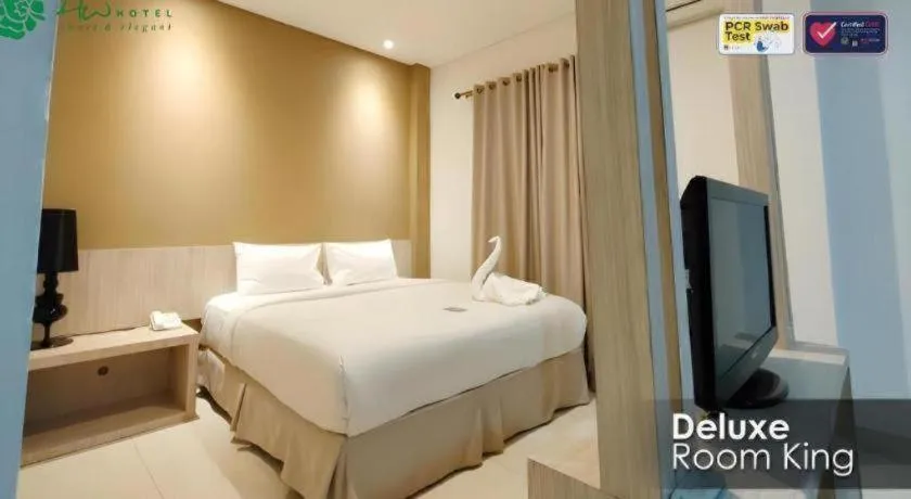 Bed in HW Hotel Padang