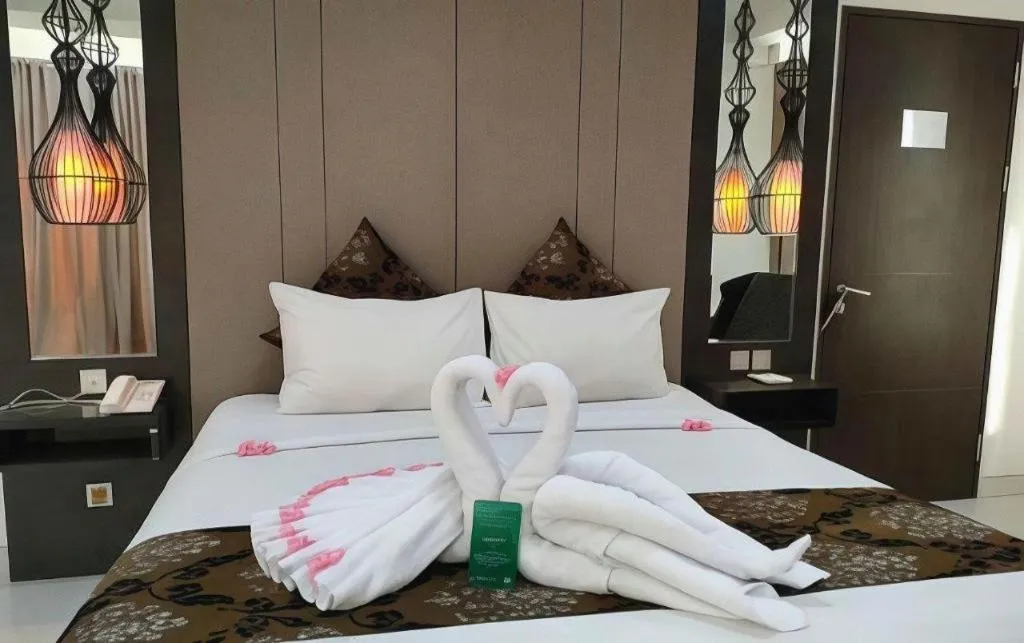 Bed in HW Hotel Padang