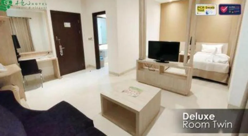 Bed in HW Hotel Padang