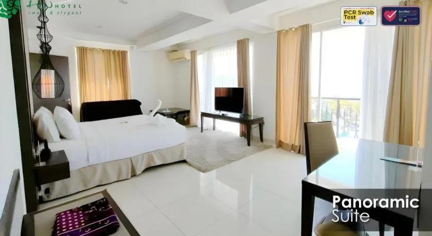 Bed in HW Hotel Padang