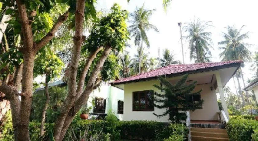 Samui Natien Village