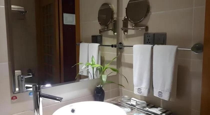 San Jiang Grand Hotel