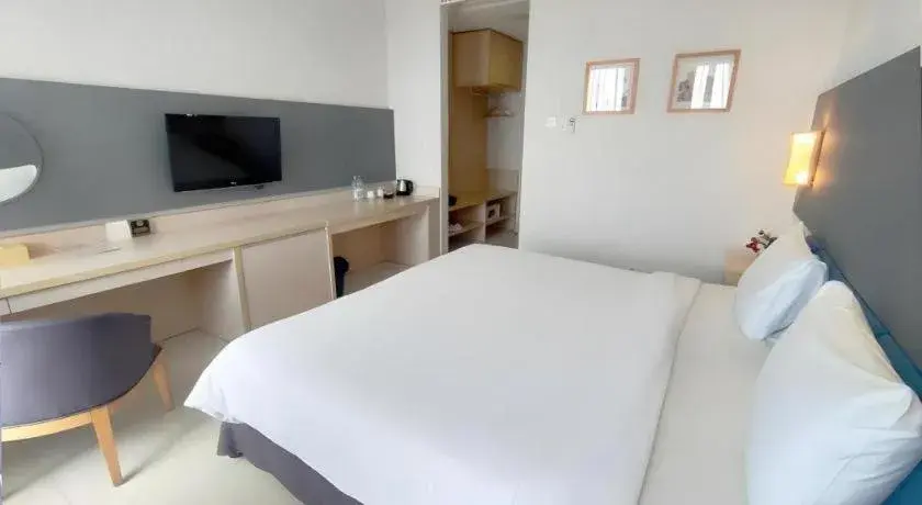 Bed in eL Hotel Kartika Wijaya Batu Bed in eL Hotel Kartika Wijaya Batu