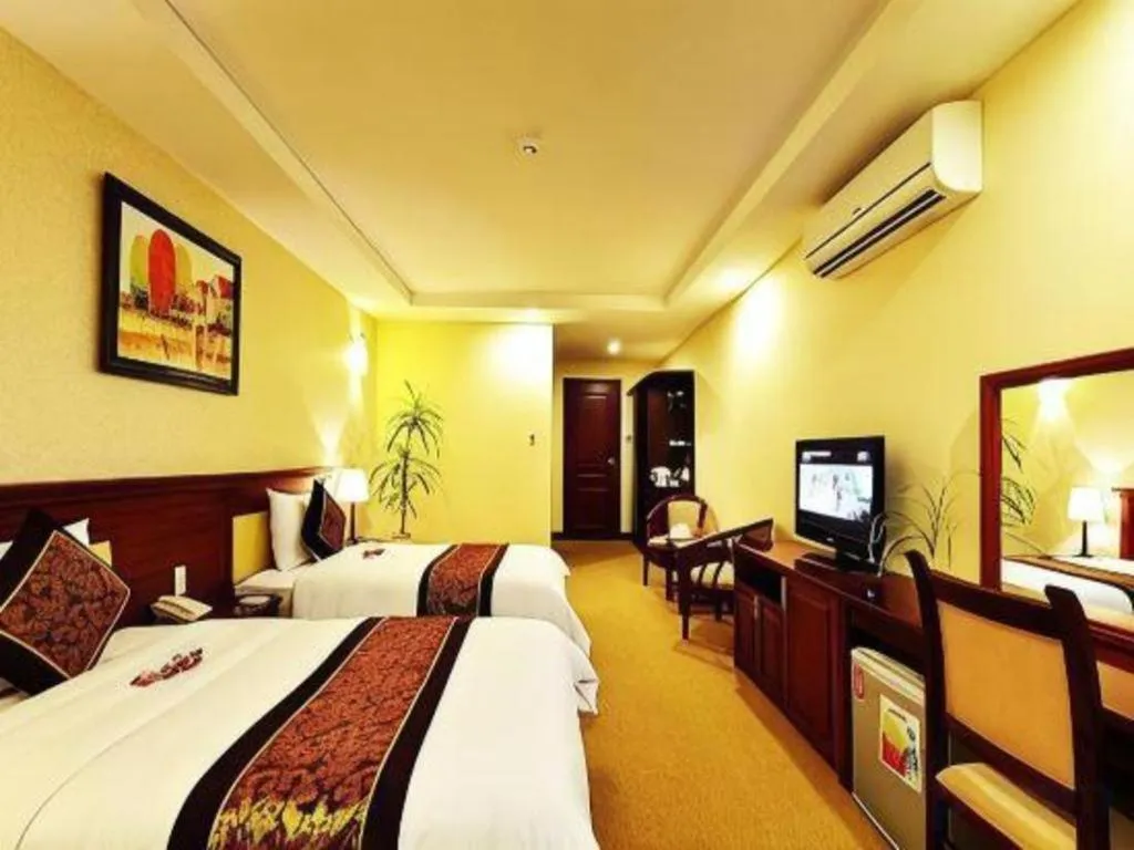 Bed in Tan Binh Hotel