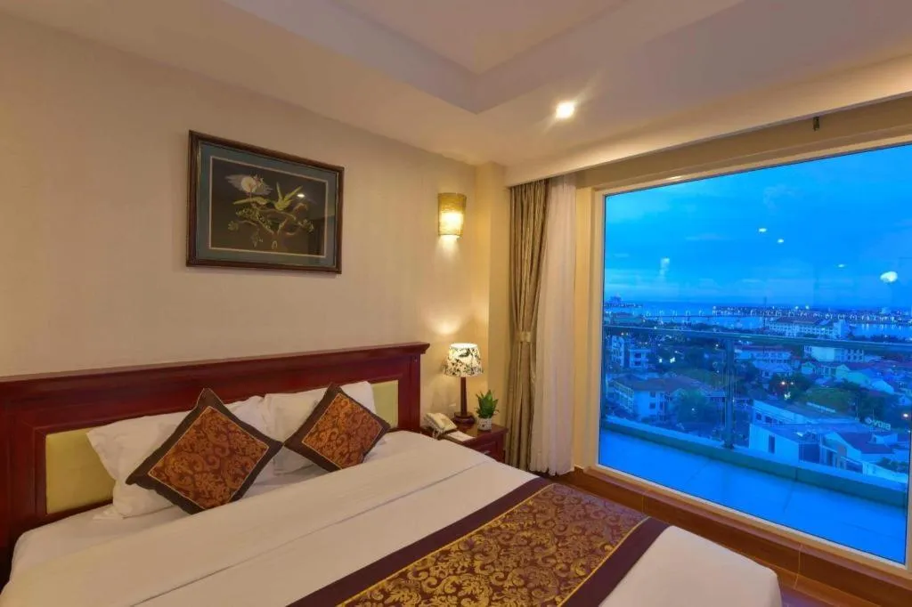 Bed in Tan Binh Hotel