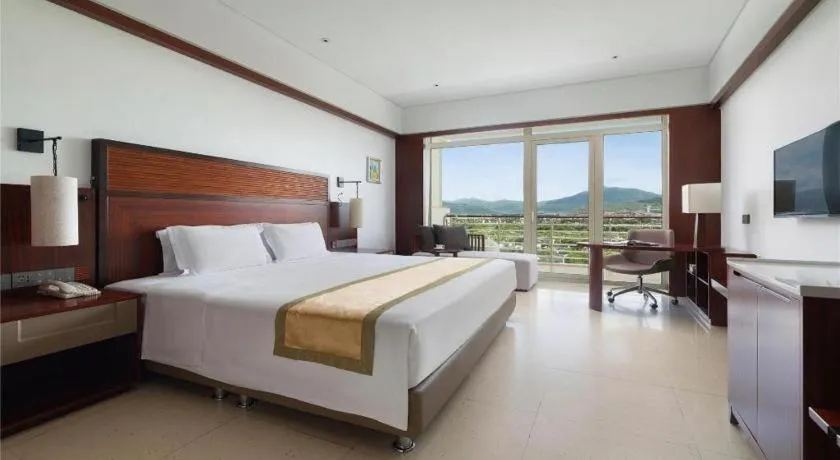 Bed in Grand Soluxe Hotel and Resort Sanya