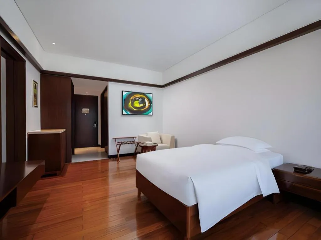 Bed in Grand Soluxe Hotel and Resort Sanya