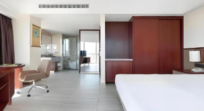 Bed in Grand Soluxe Hotel and Resort Sanya