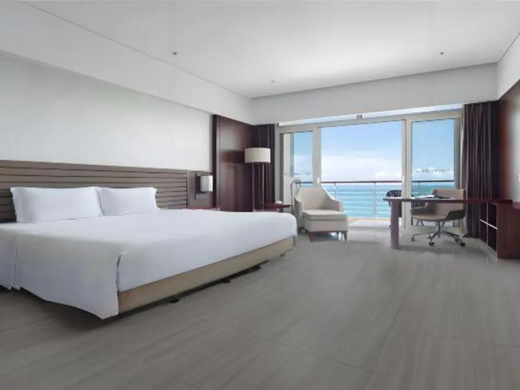 Bed in Grand Soluxe Hotel and Resort Sanya