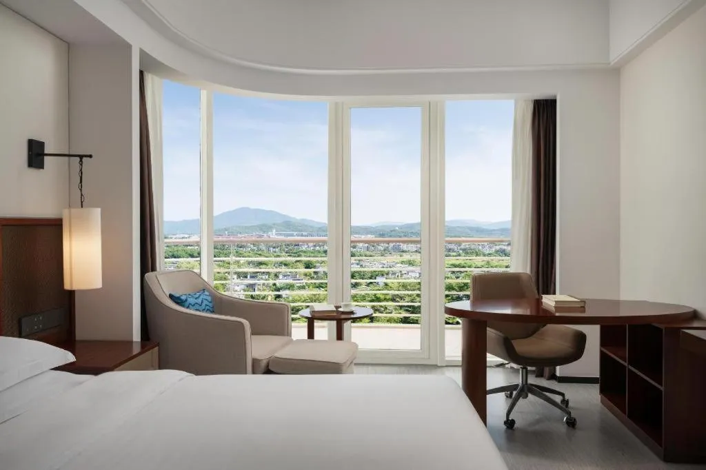 Bed in Grand Soluxe Hotel and Resort Sanya