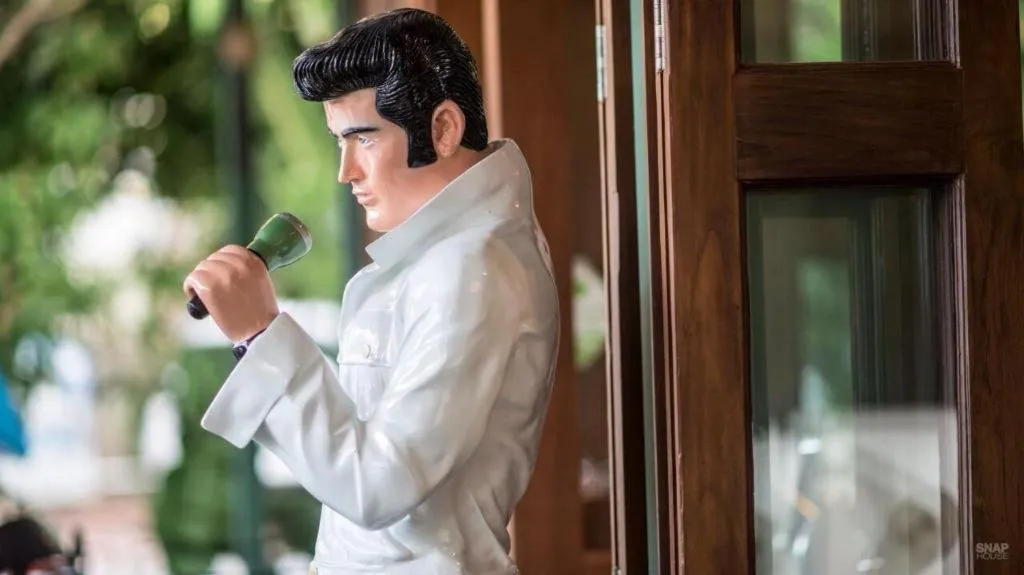 Sunday J Resort & Restaurant