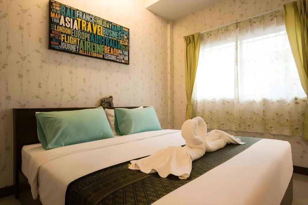 Bed in Sunday J Resort & Restaurant