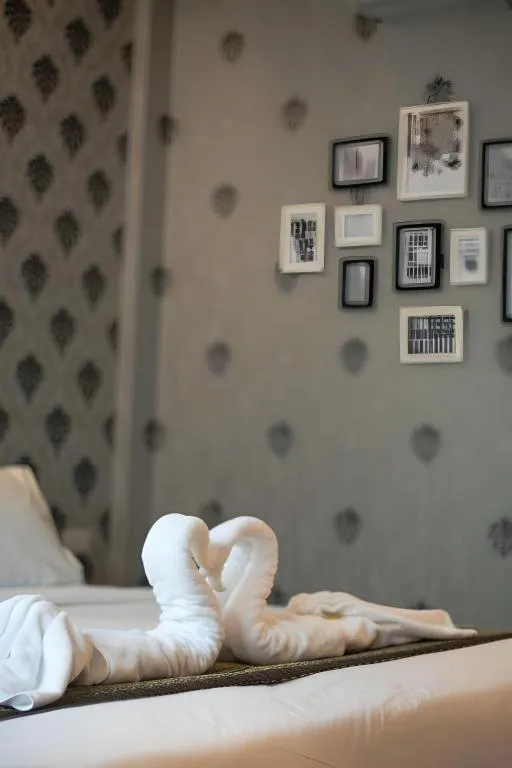 Bed in Sunday J Resort & Restaurant