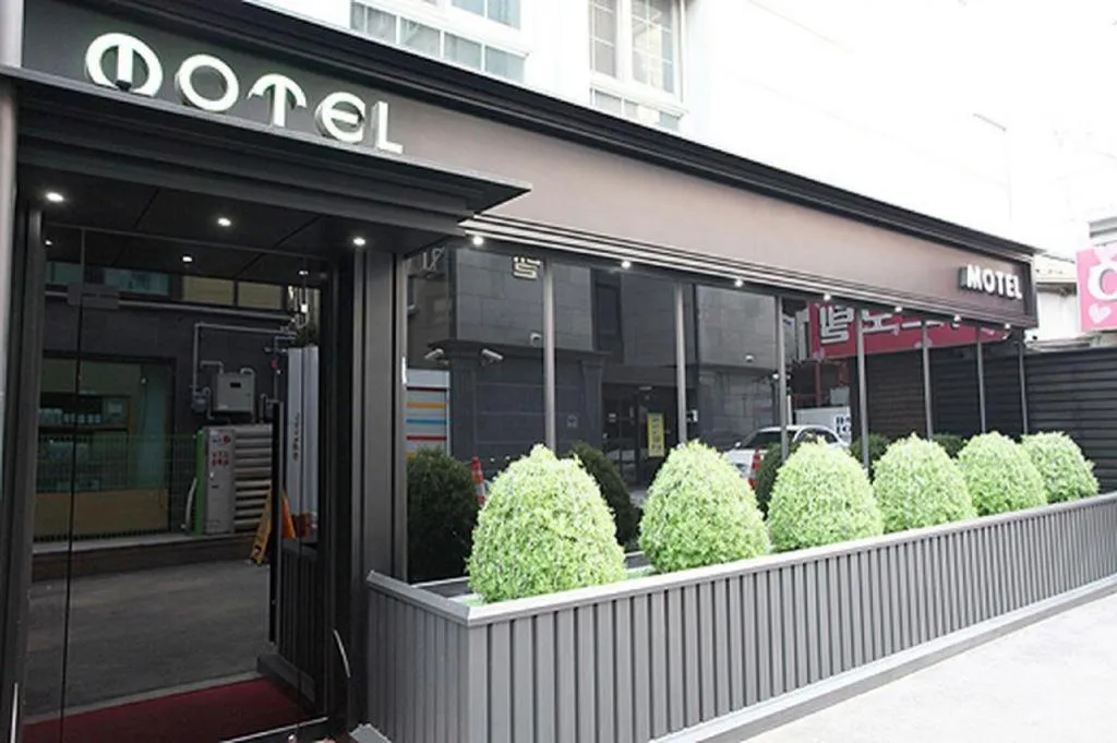 Sinyoung Motel