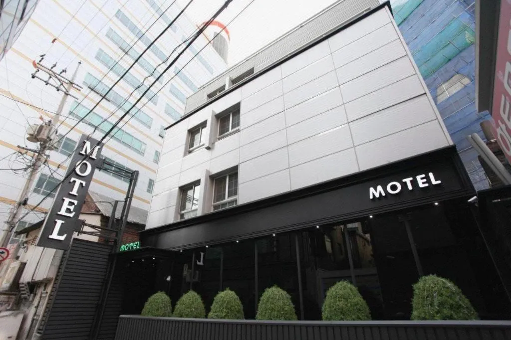 Sinyoung Motel