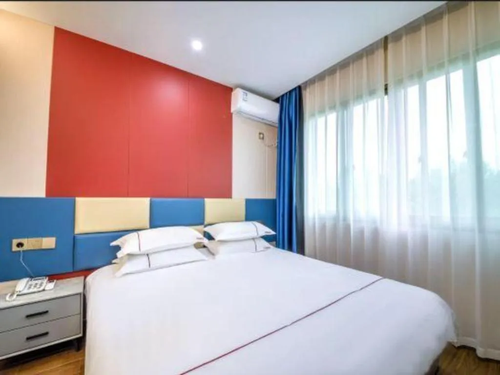 Bed in Yiwu Bairui Grand Hotel