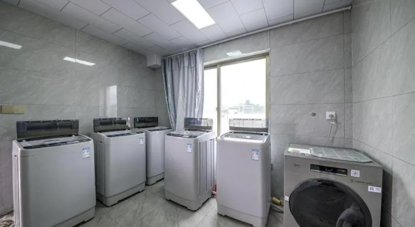 Yiwu Bairui Grand Hotel