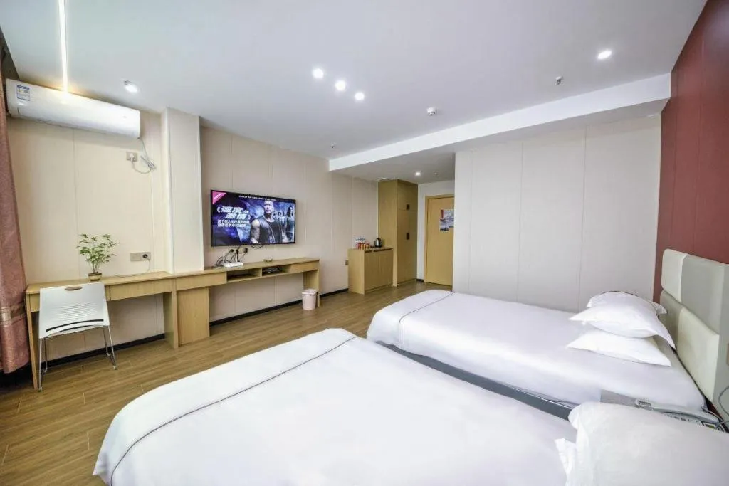 Bed in Yiwu Bairui Grand Hotel