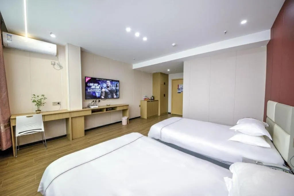 Bed in Yiwu Bairui Grand Hotel