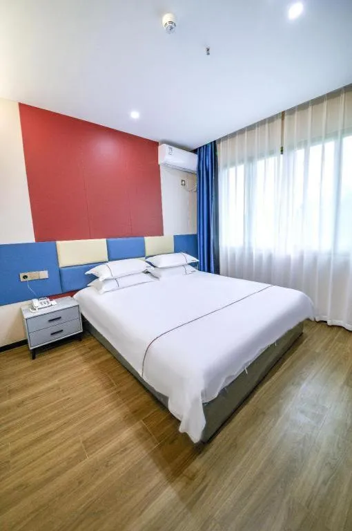 Bed in Yiwu Bairui Grand Hotel